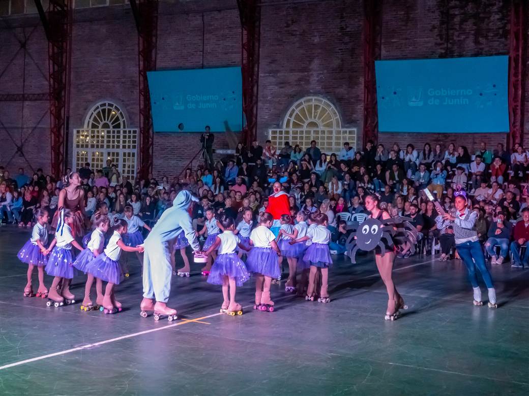 deportes muestra fin de ano escuela de patin 1