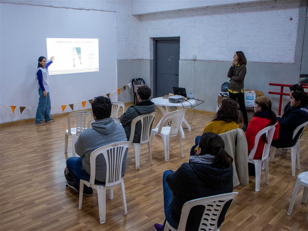 5 de junio medio ambiente jornada de recoleccion y capacitacion 2