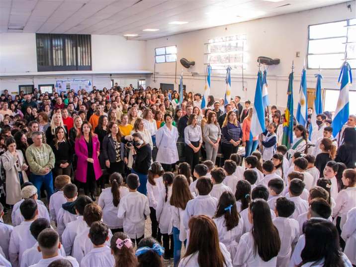 gobierno educacion acto oficial por el dia de la bandera 1