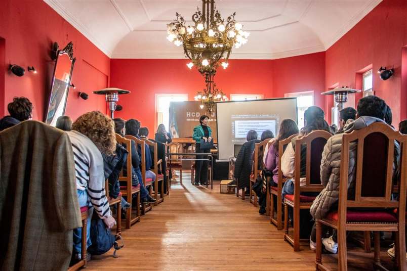 charla ludopatia concejo dleiberante estudiantil 3