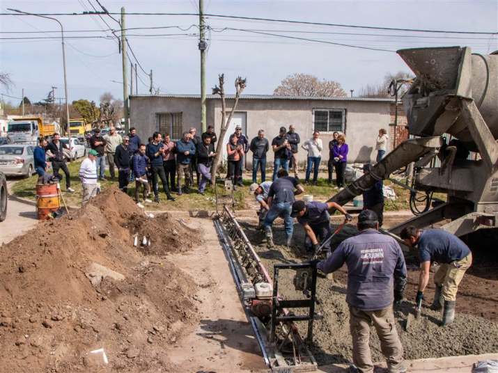 petrecca obra pavimento en barrio san martin 2