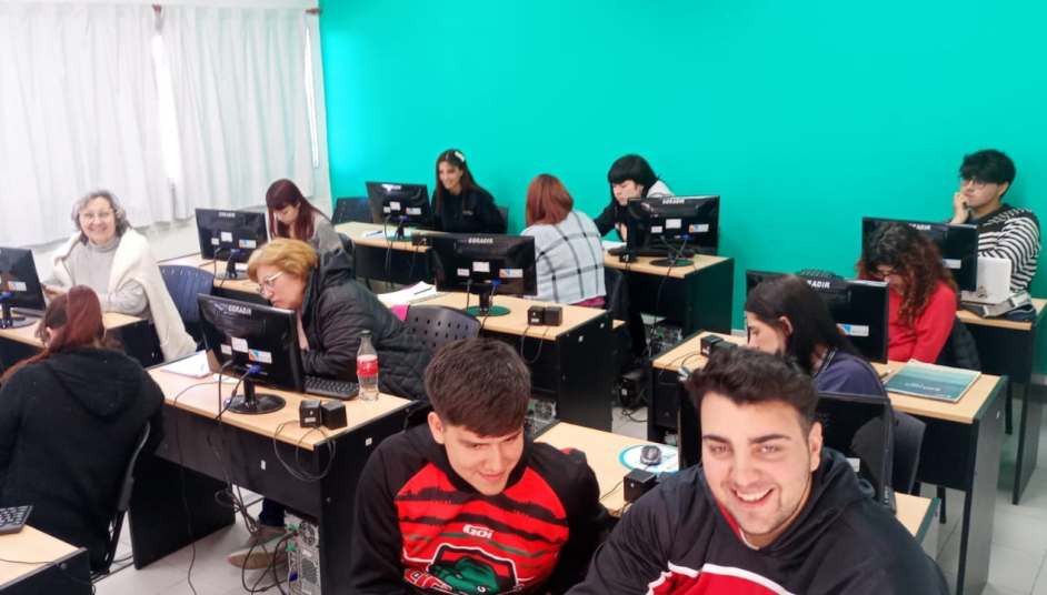 nodos tecnologicos cursos en el cic de alvear 1