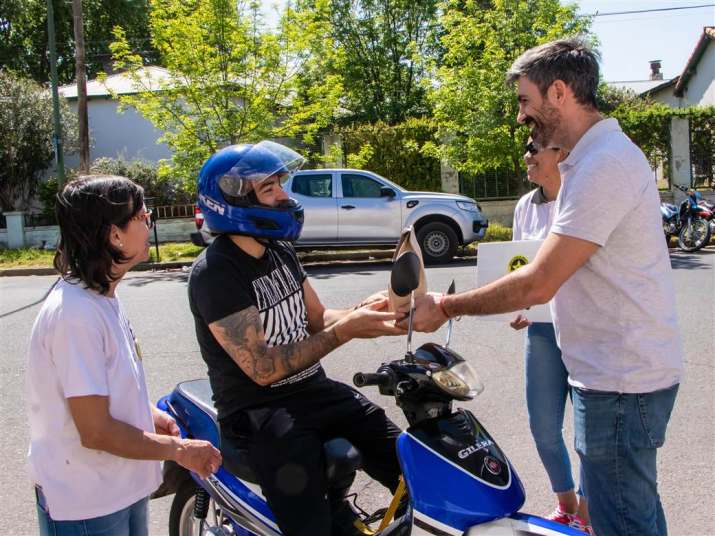 seguridad vial control cascos con entrega de reconocimientos 1