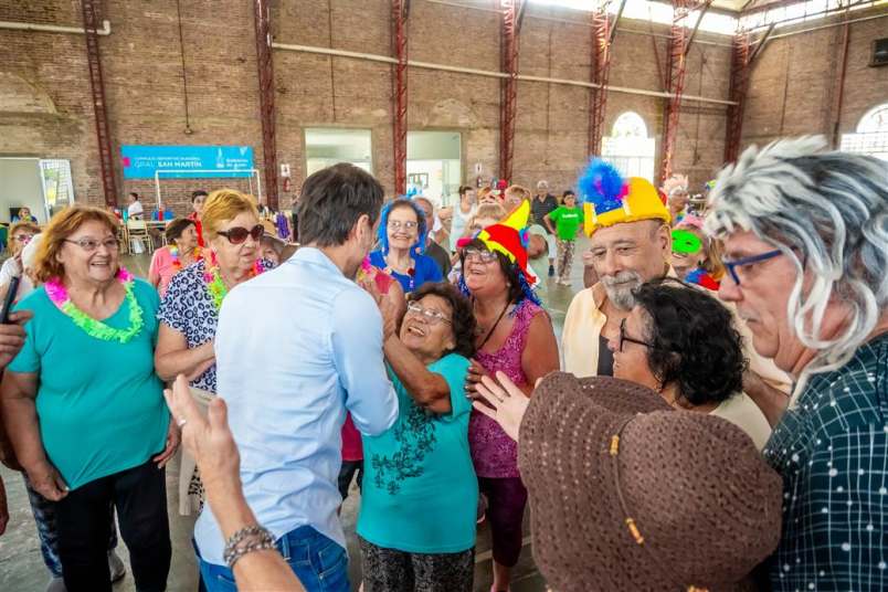 petrecca despedida de ano adultos mayores 2