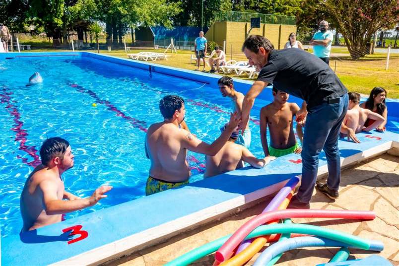 petrecca visita colonia para personas con discapacidad 1