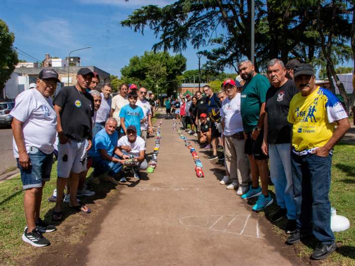 competencia nacional de autitos retro en junin 1