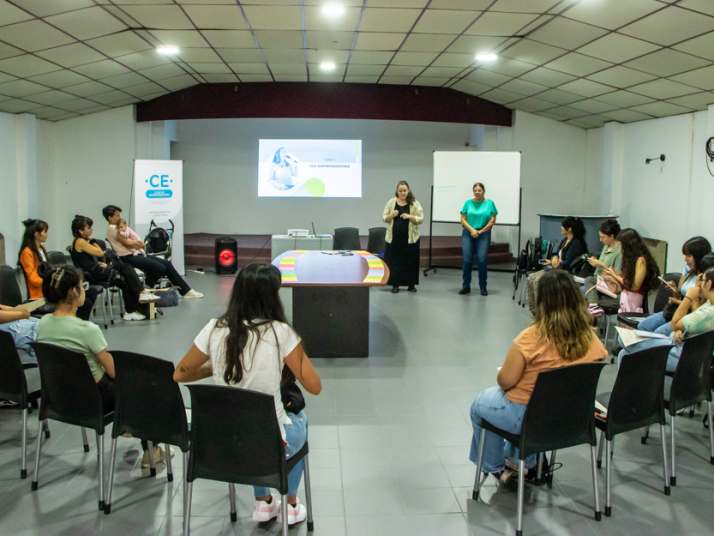 inicio talleres mujeres emprendedoras 1